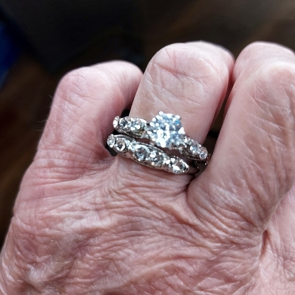 Women's engagement set size 9 new cubic zirconia silver tone co… - Picture 12 of 12